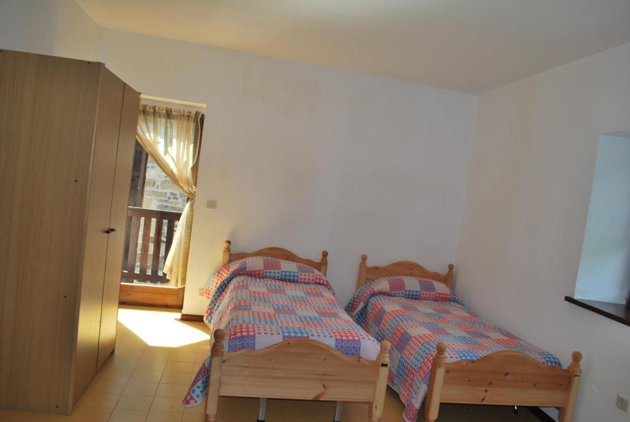 Rifugio Malga Grasia Caprizi Bagian luar foto